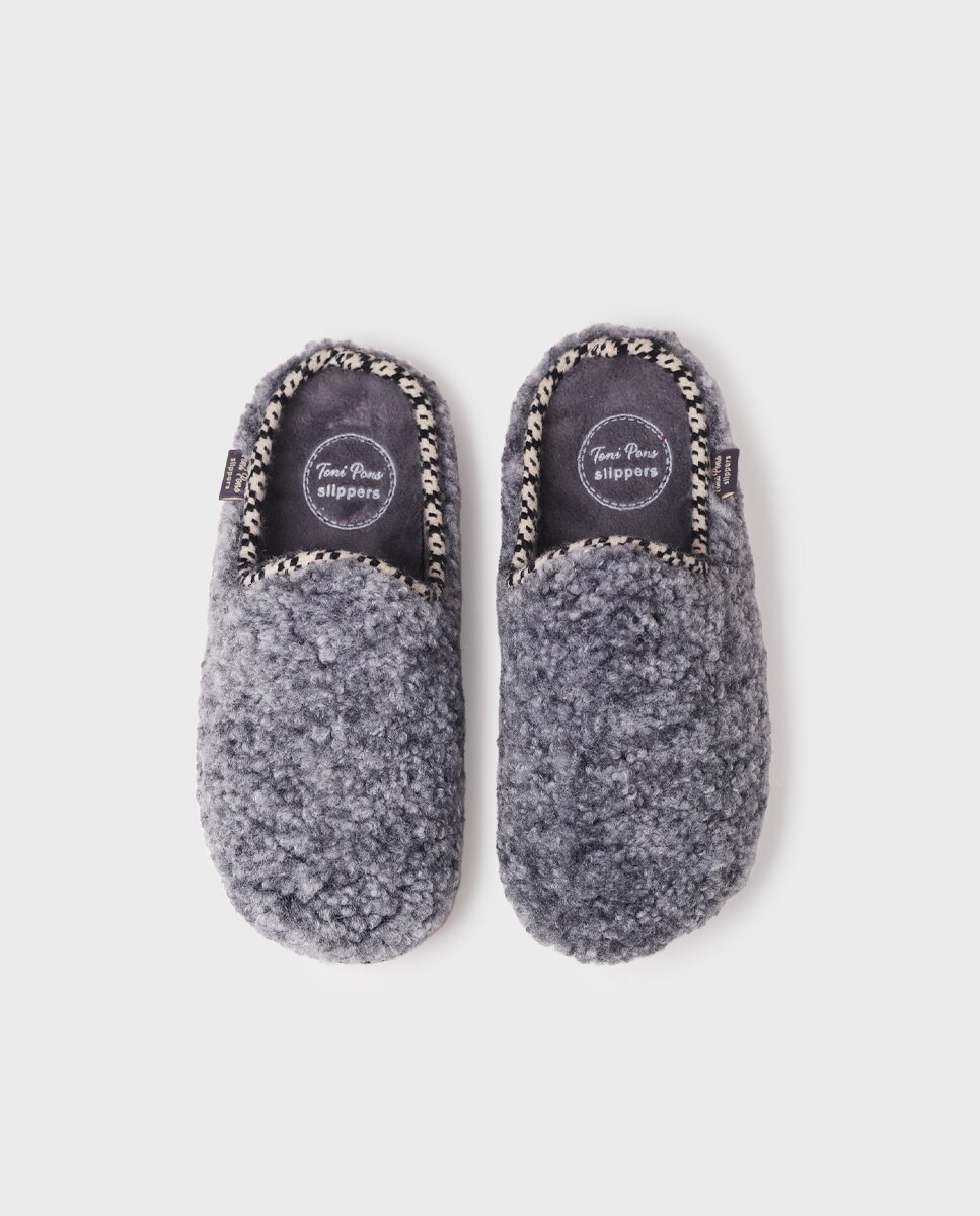 Pantufas Fechadas de Pelo de Ovelha Cinzento-3