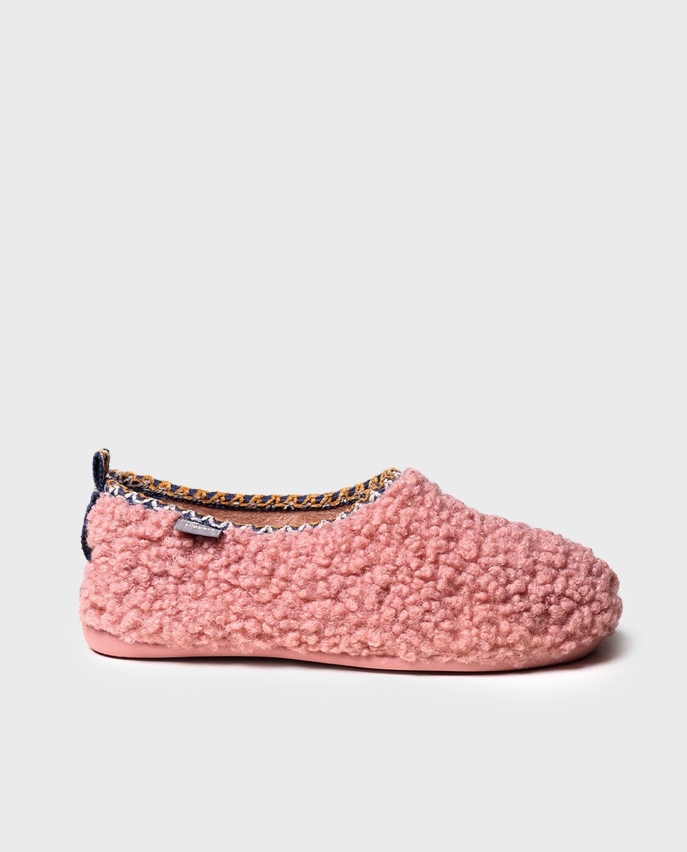 Imagem 0 de Pantufas Fechadas de Pelo de Ovelha