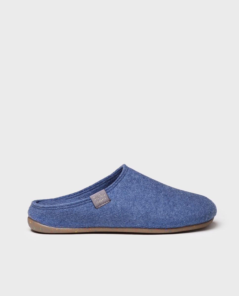 Imagem 0 de Pantufas Fechadas de Feltro Reciclado
