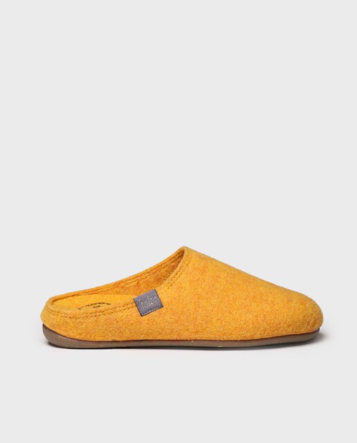 Imagem 0 de Pantufas Fechadas de Feltro Reciclado