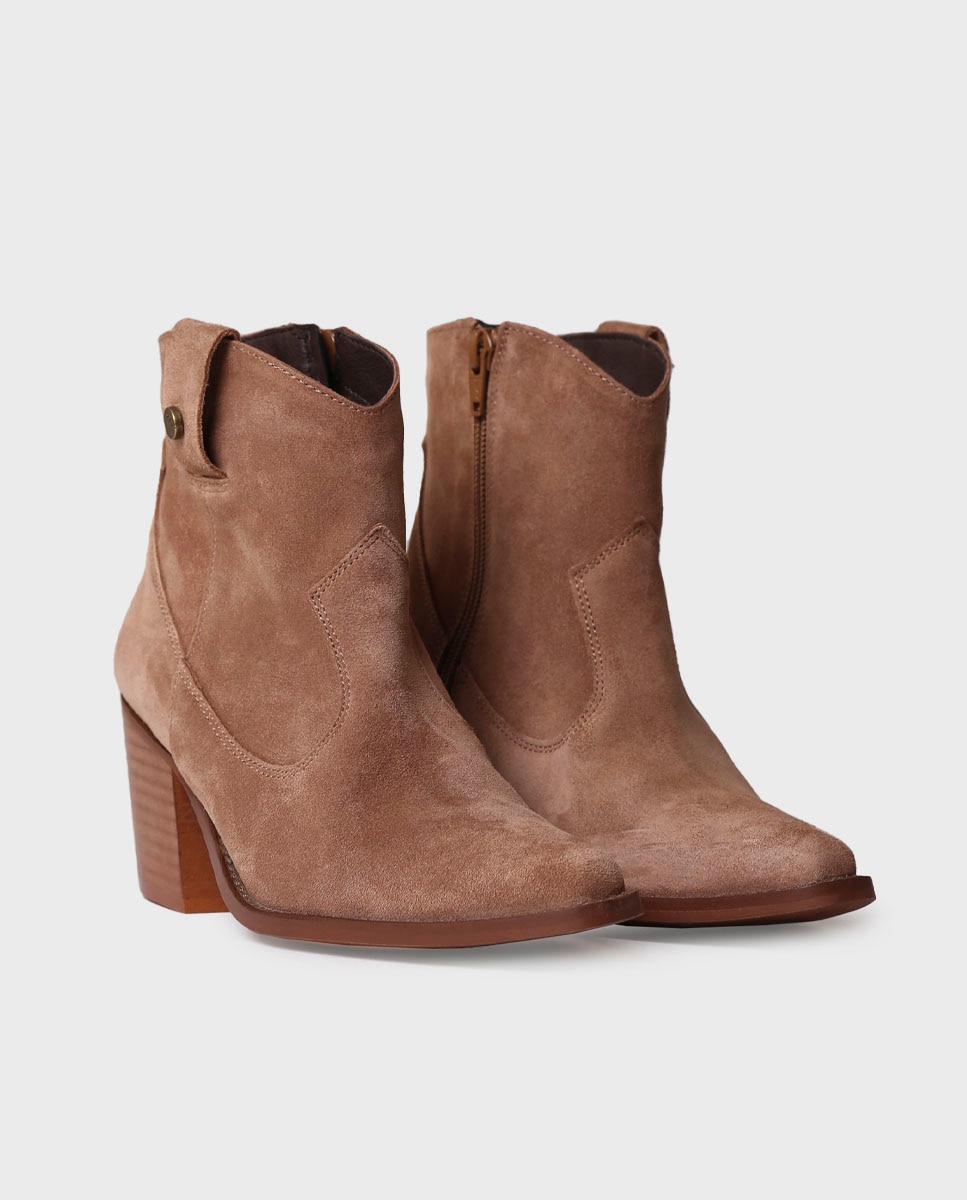 Botins de Camurça com Fecho Zip Castanho-2