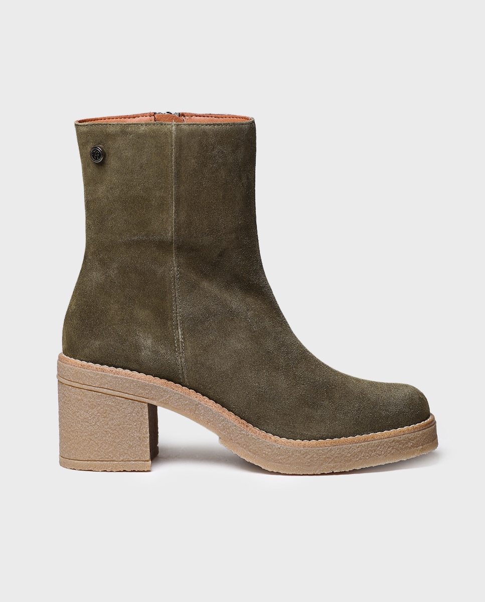 Botins de Camurça com Fecho Zip Caqui-1