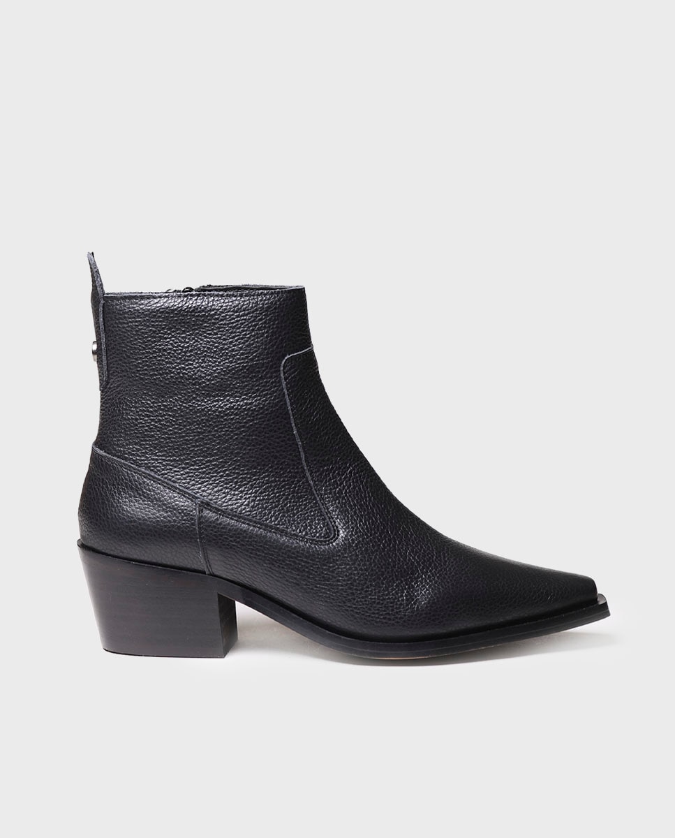 Imagem 0 de Botins de Pele com Fecho Zip