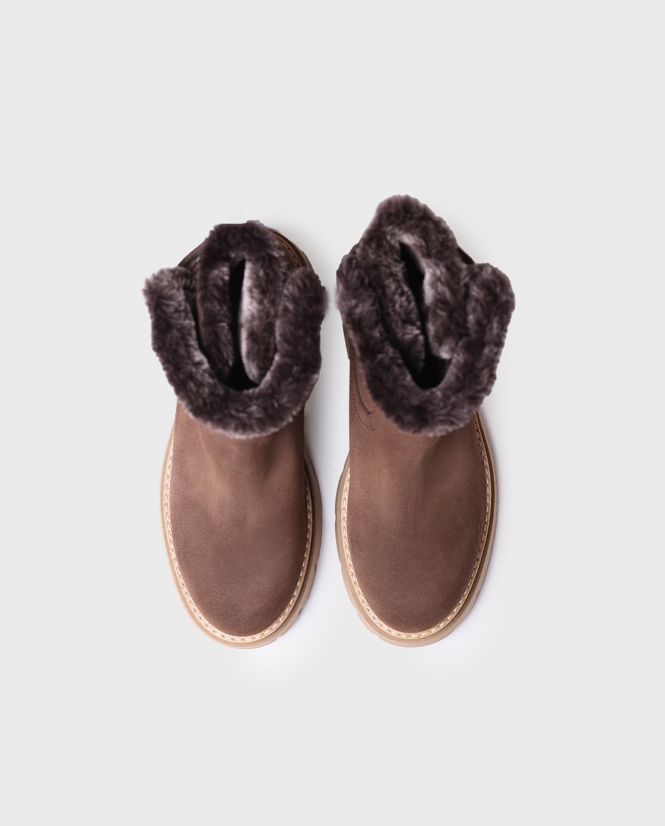 Botins de Camurça com Pelo Sintético Taupe-3