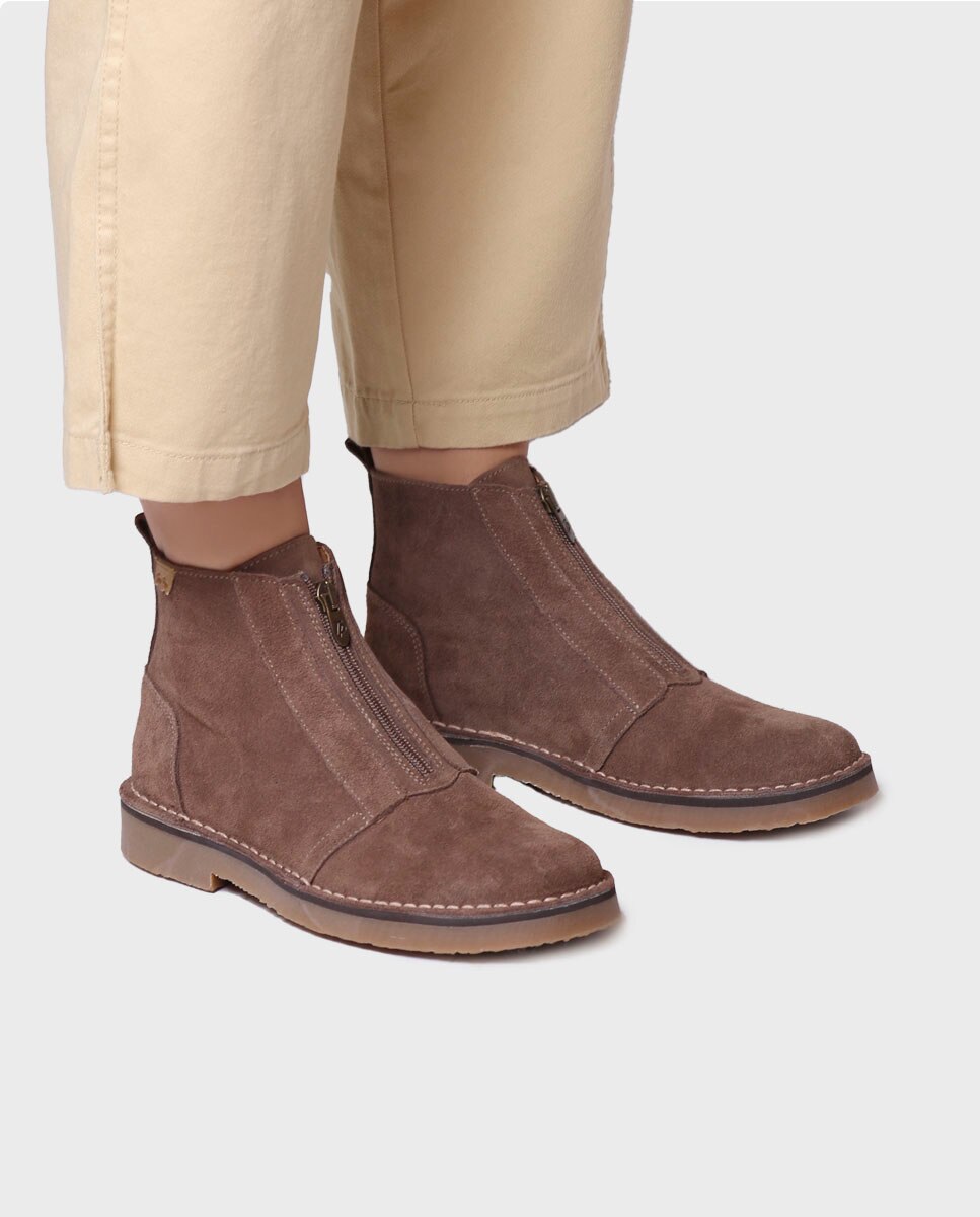 Botins de Camurça com Fecho Zip Taupe-4