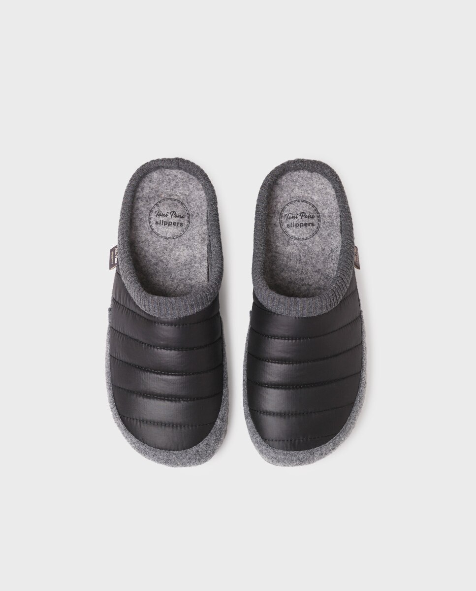 Pantufas de Feltro Preto-3
