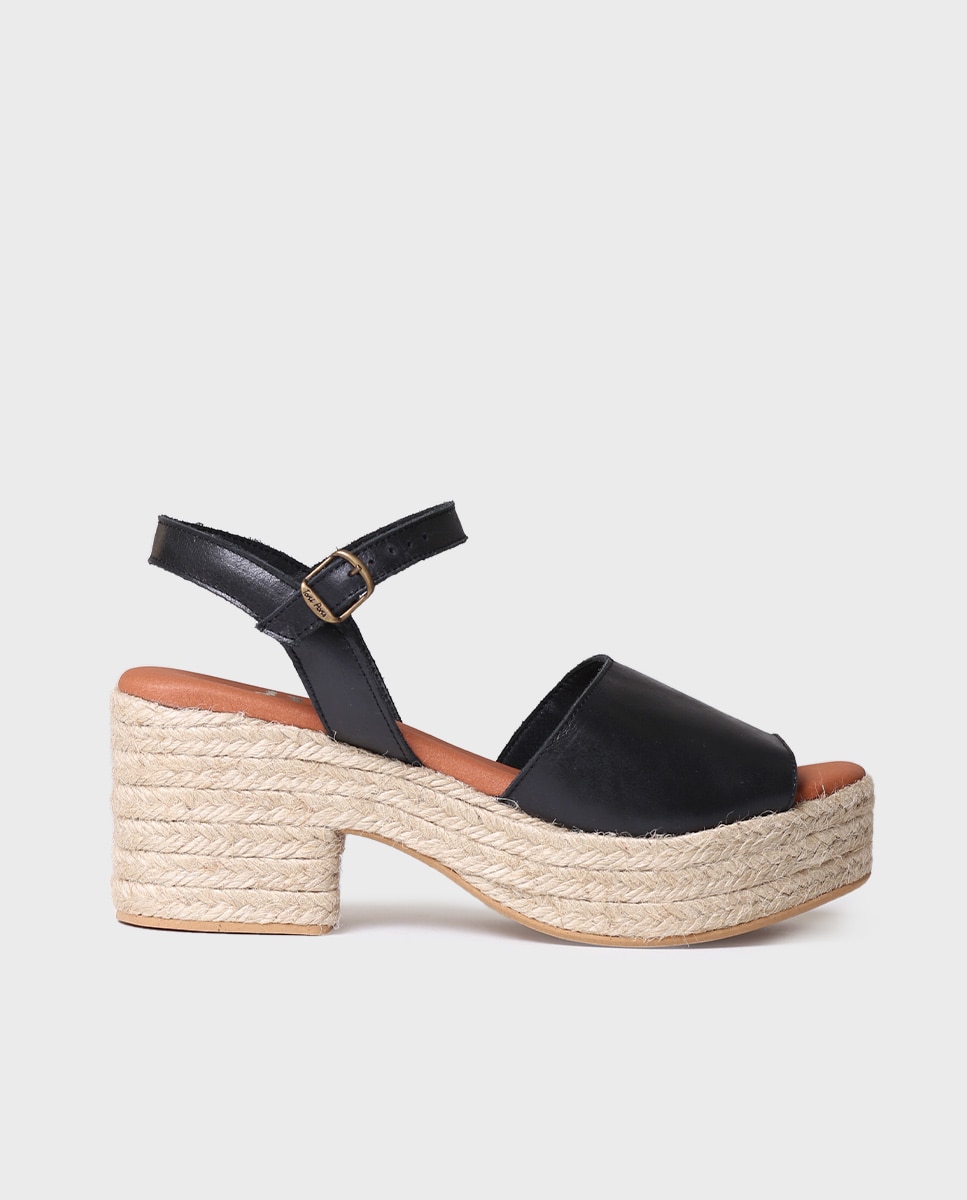 Imagem 0 de Alpercatas de Plataforma em Pele com Fivela