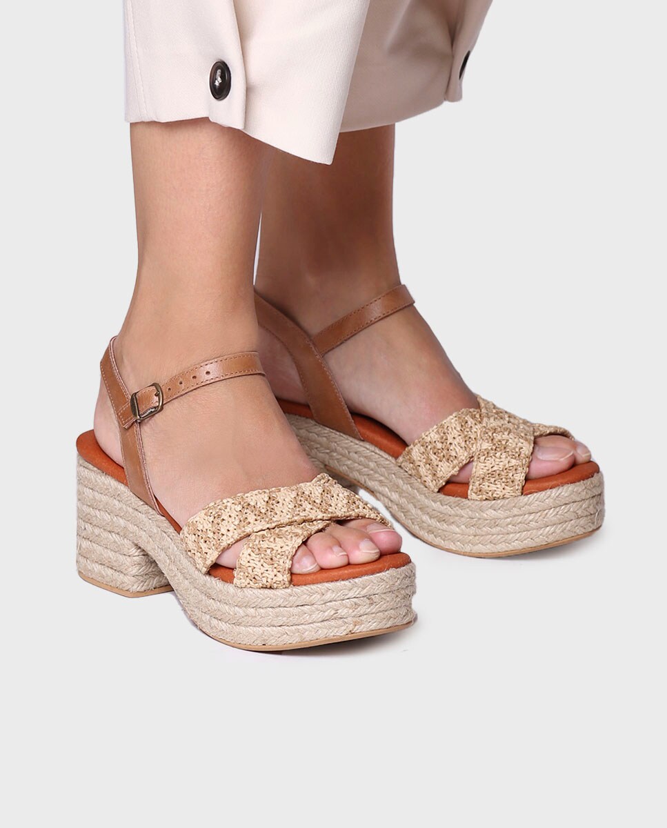 Alpercatas de Plataforma em Tecido com Fivela Natural-4