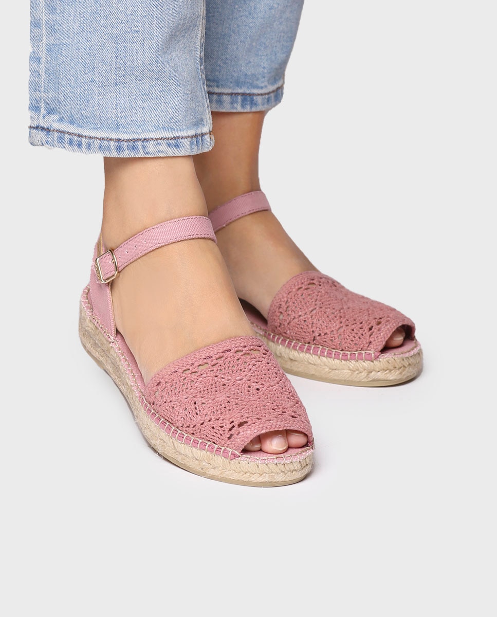 Sandálias Rasas de Tecido com Fivela Rosa-4