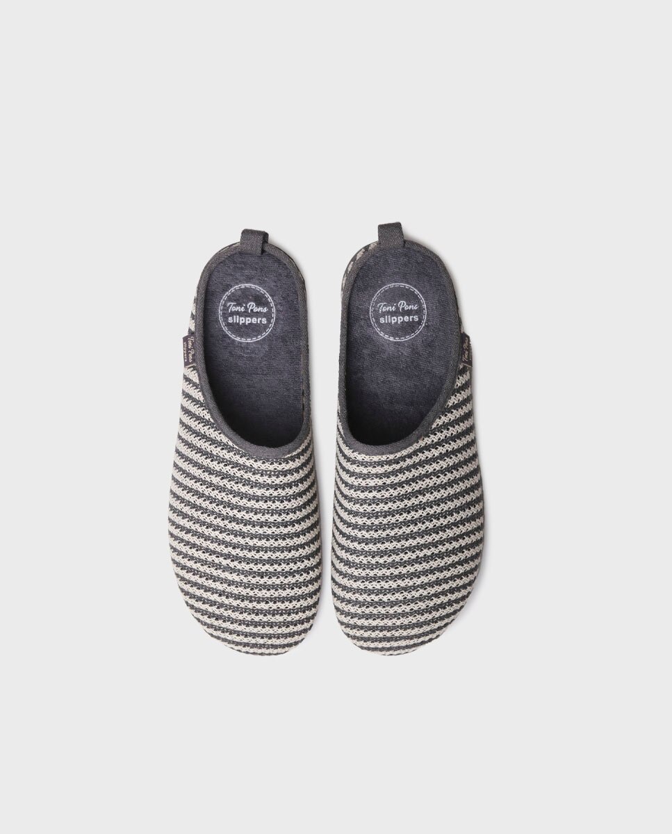 Pantufas de Tecido Cinzento-3