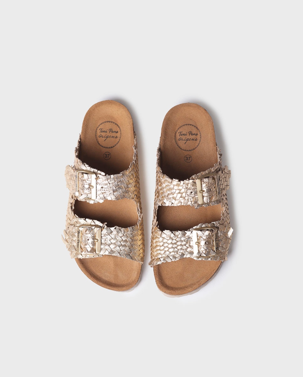 Sandálias Rasas de Pele com Fivelas Ouro-3