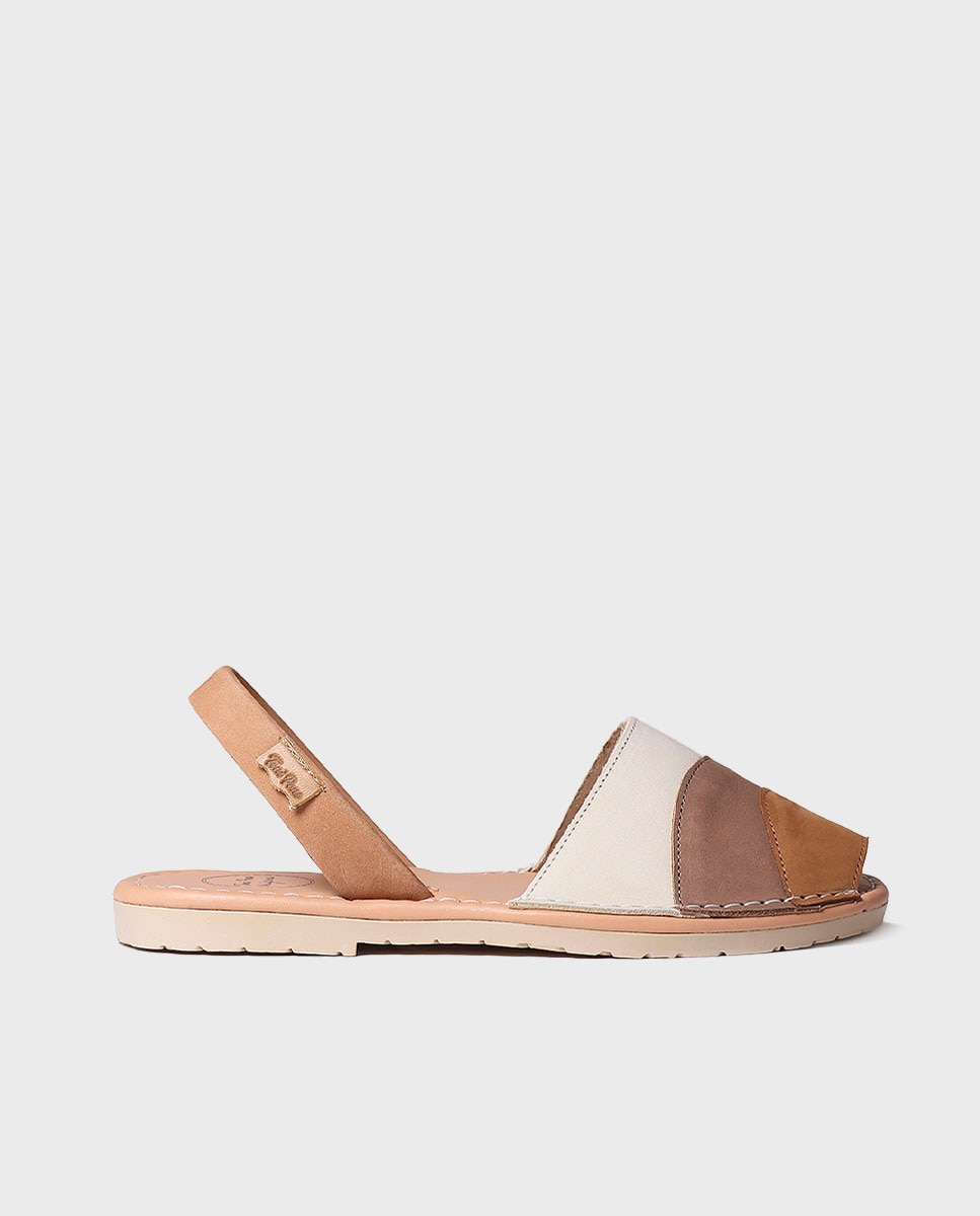 Imagem 0 de Menorquinas de Nobuck com Sola de Borracha