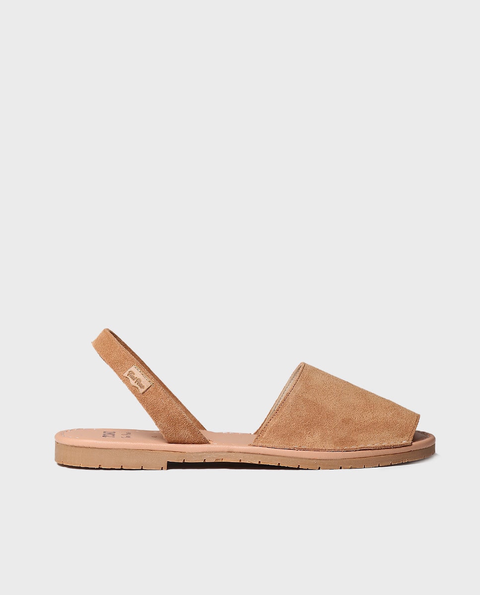 Imagem 0 de Menorquinas de Camurça e Sola de Borracha