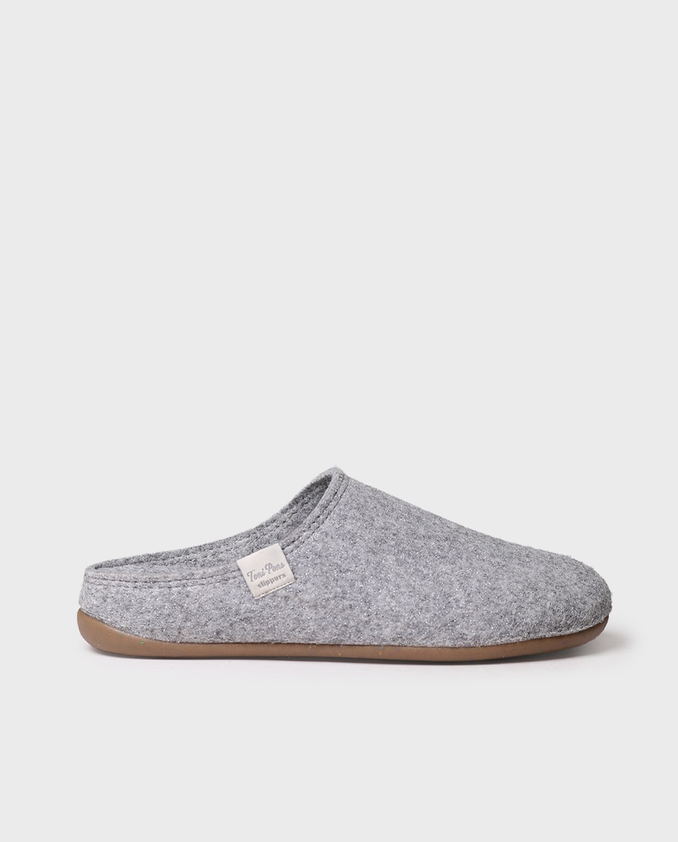 Pantufas Fechadas de Feltro Cinzento-1