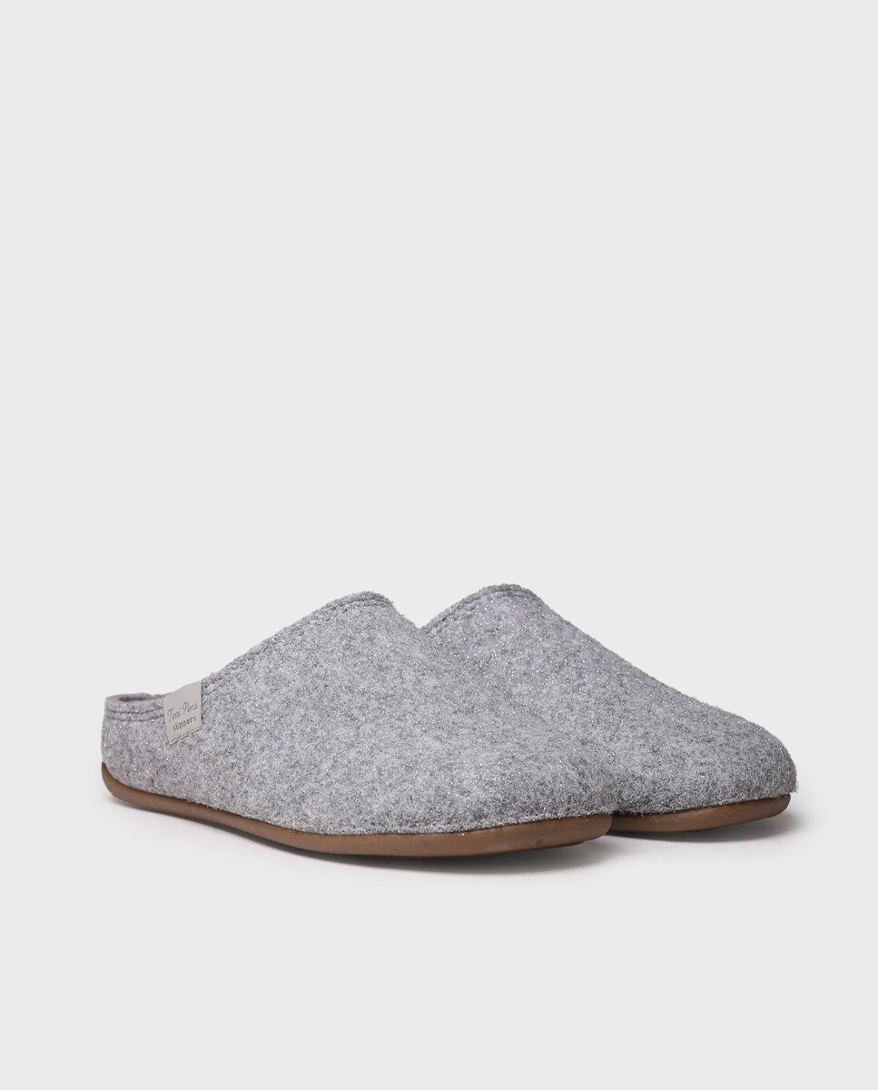 Pantufas Fechadas de Feltro Cinzento-2