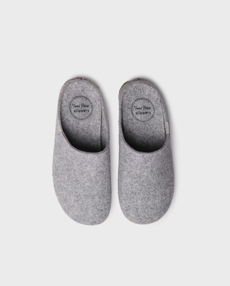 Pantufas Fechadas de Feltro Cinzento-3