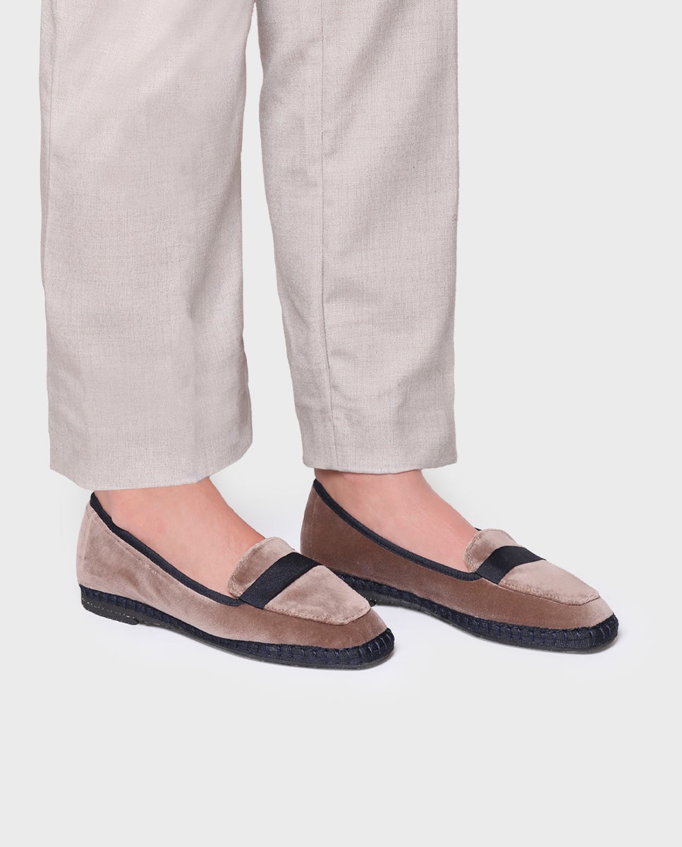 Mocassins Rasos de Veludo Taupe-4
