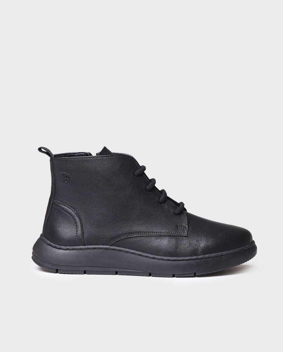 Botins de Pele com Cordões Preto-1