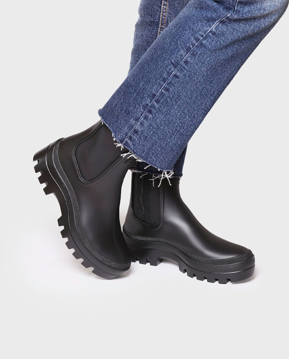 Botins de Água com Plataforma Preto-4