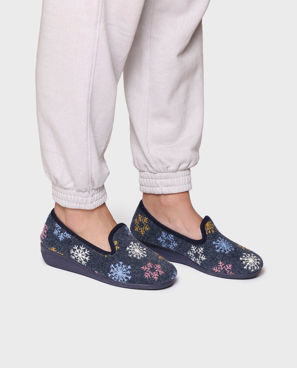 Pantufas Fechadas com Bordado Azul-marinho-4