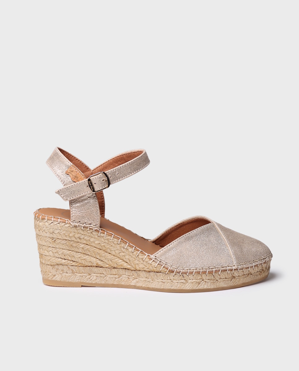 Alpercatas de Cunha em Pele Ouro-1