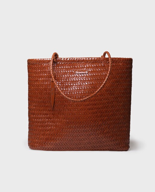 Imagem 0 de Mala de Ombro Tipo Shopper em Couro Entrançado