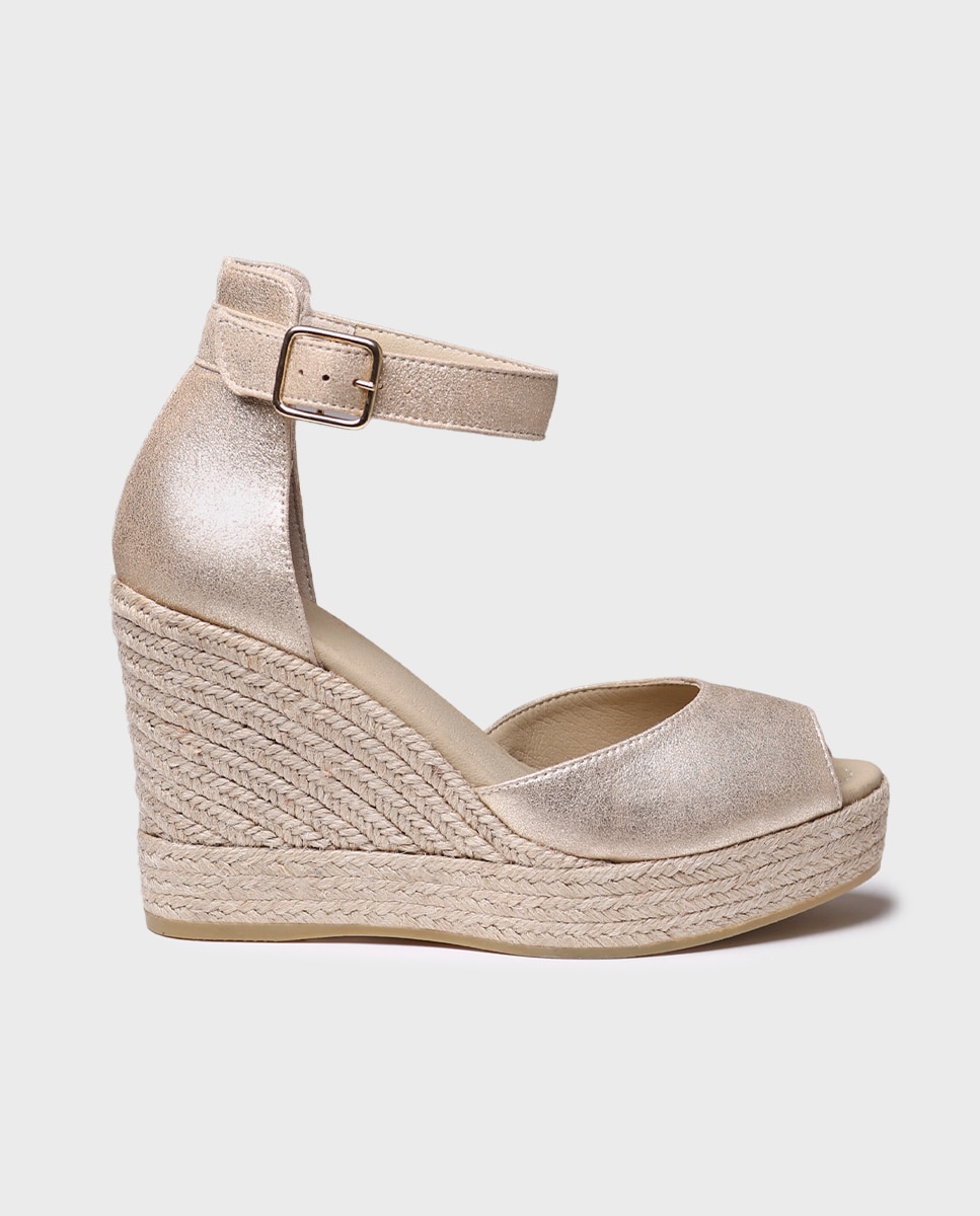 Alpercatas de Plataforma em Pele Ouro-1