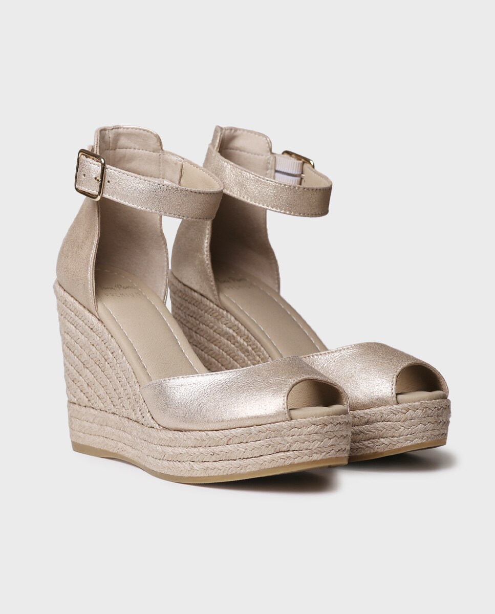 Alpercatas de Plataforma em Pele Ouro-2