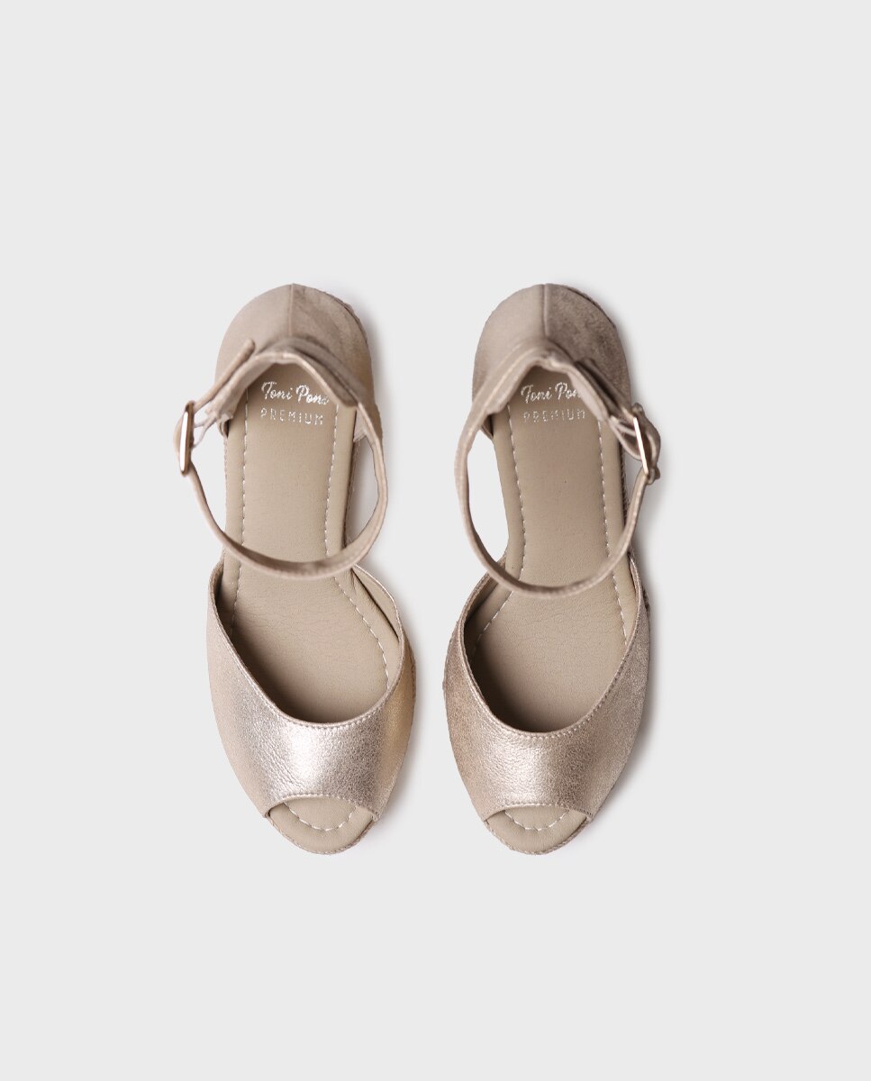 Alpercatas de Plataforma em Pele Ouro-3