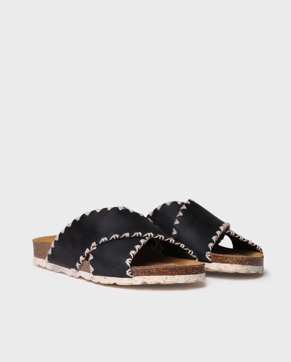 Sandálias Rasas de Pele Preto-2