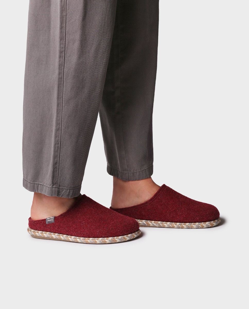 Pantufas Abertas de Feltro Vermelho-4