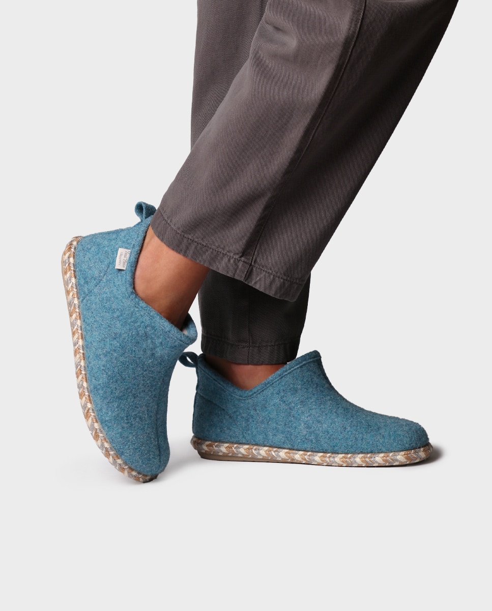 Pantufas Fechadas Tipo Botim Azul-4