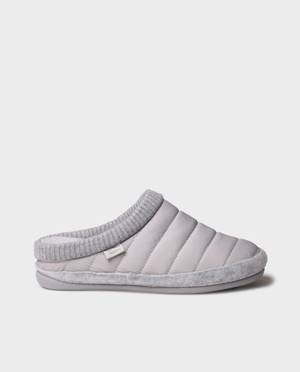 Imagem 0 de Pantufas com Cunha Interior