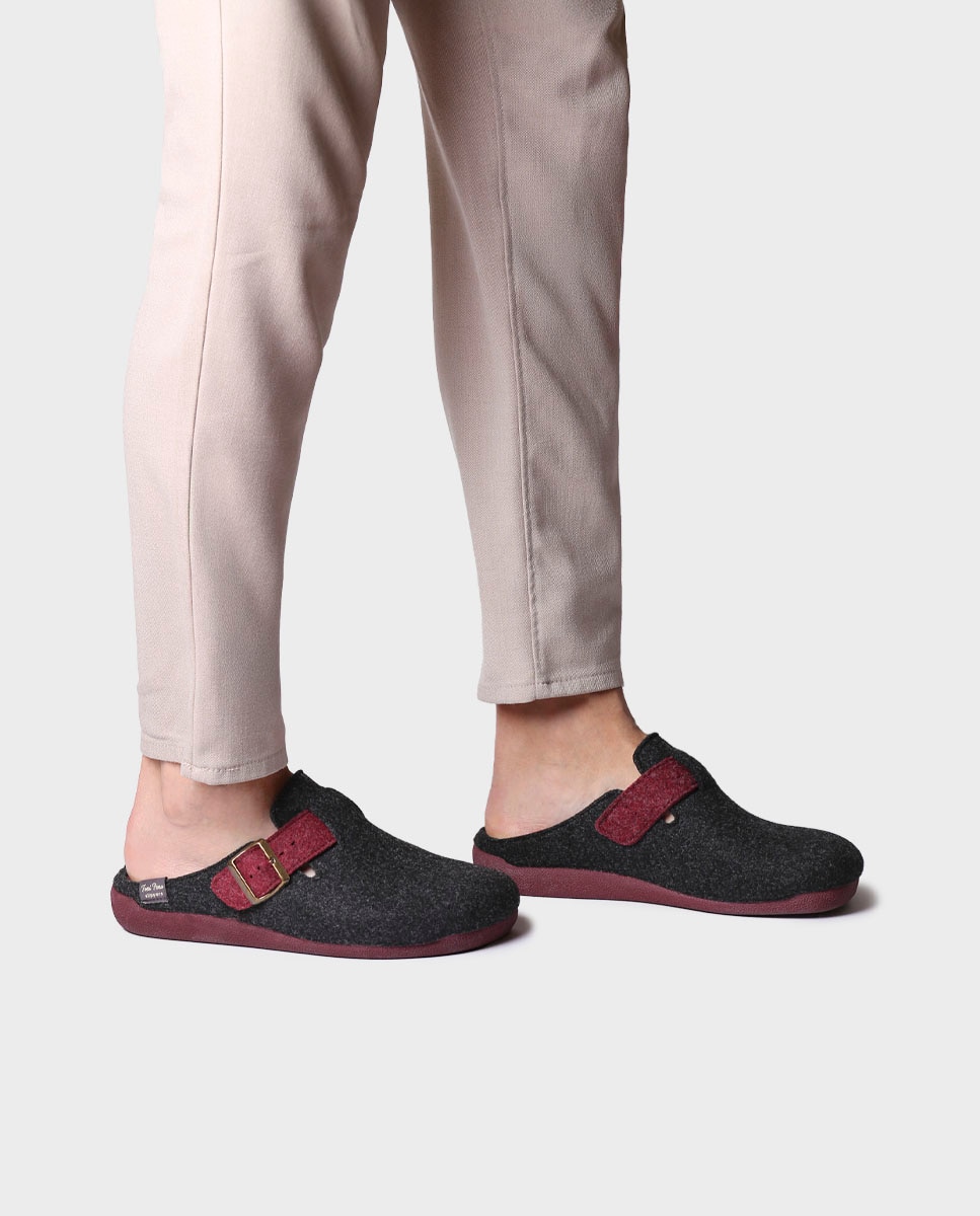 Pantufas Tipo Socas Preto / Vermelho-4