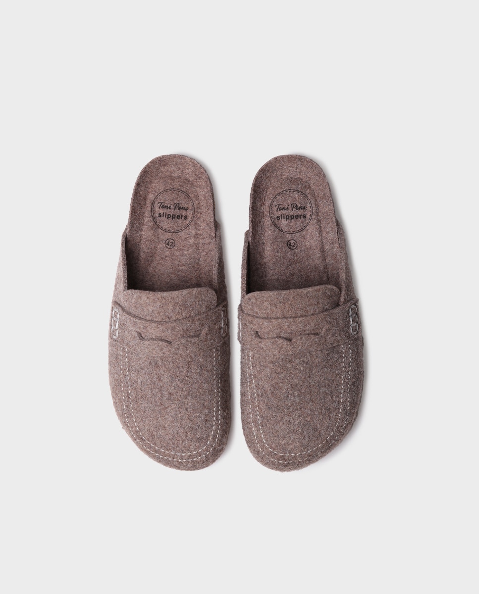 Pantufas de Feltro Tipo Socas Castanho-3