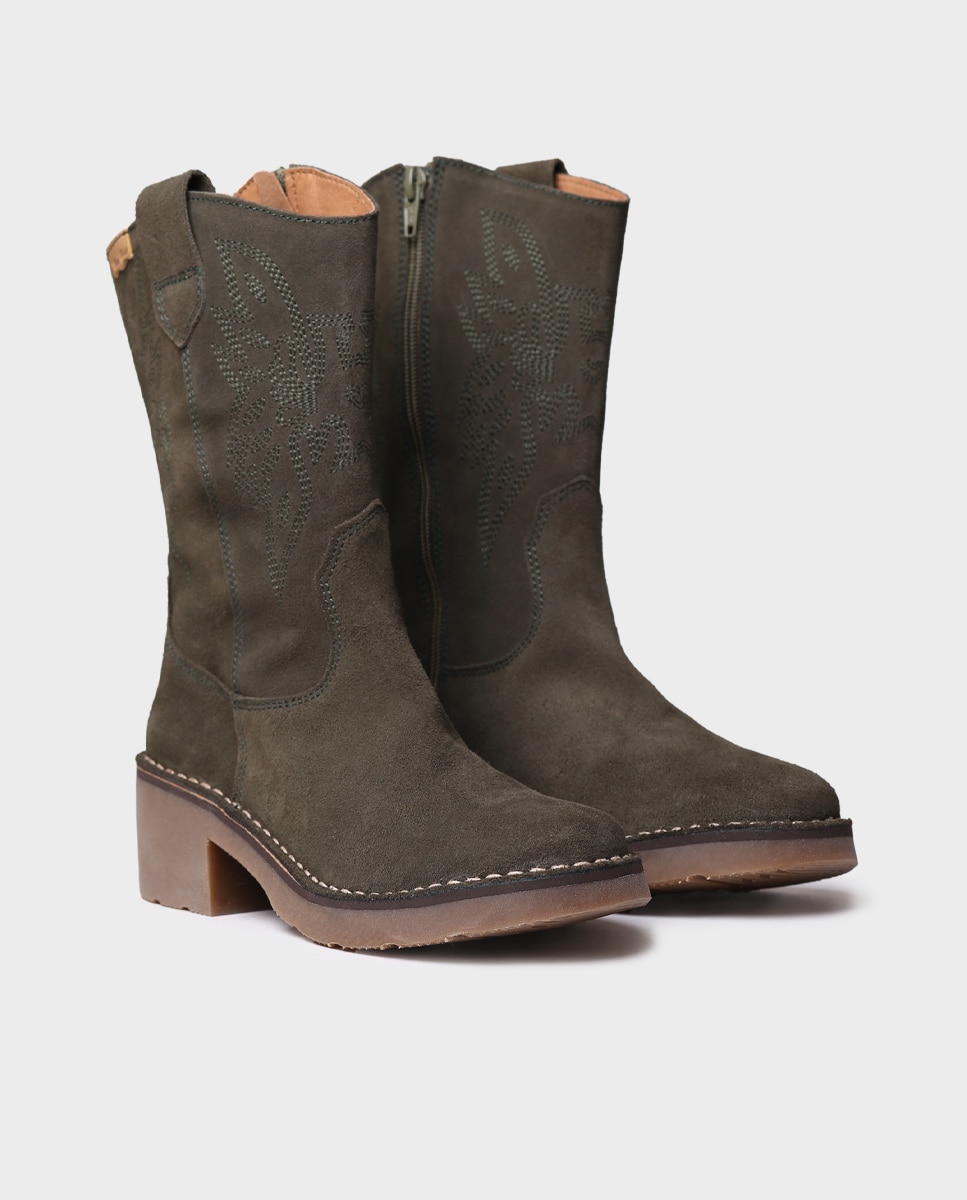 Botins de Camurça com Fecho Zip Caqui-2