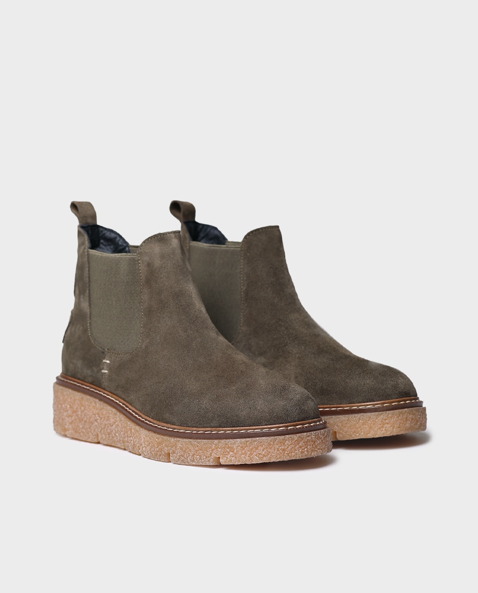 Botins de Camurça com Elásticos Caqui-2