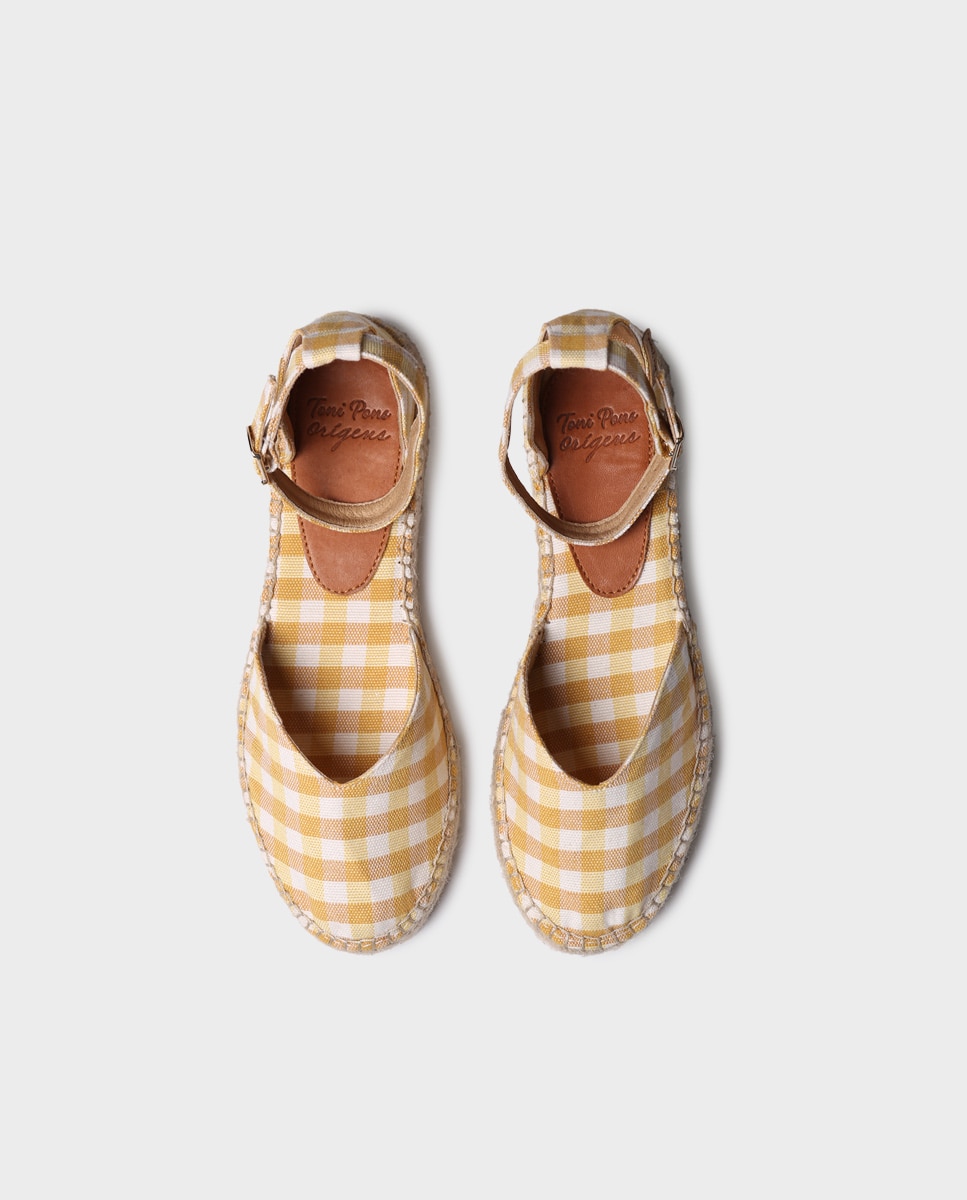 Alpercatas Rasas de Tecido com Estampado Vichy Amarelo-3