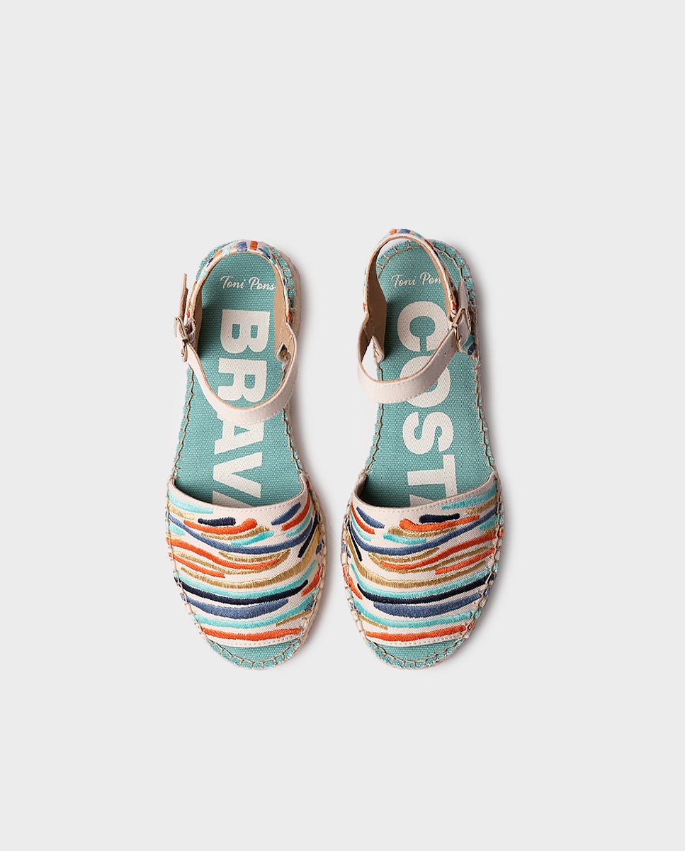 Alpercatas Rasas Estampadas com Fivela Azul-claro-3