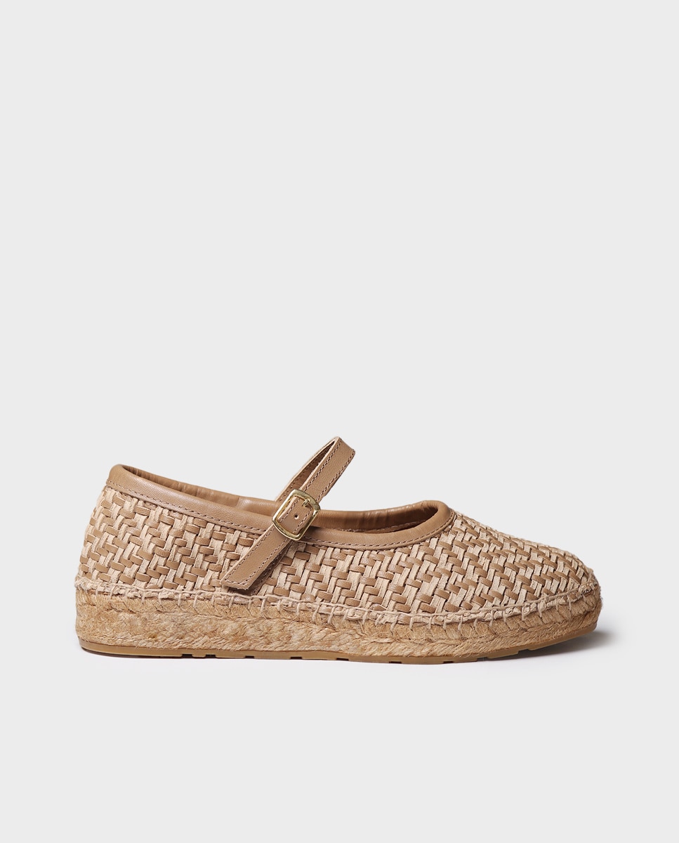 Imagem 0 de Sapatos de Presilha Rasos em Pele com Fivela