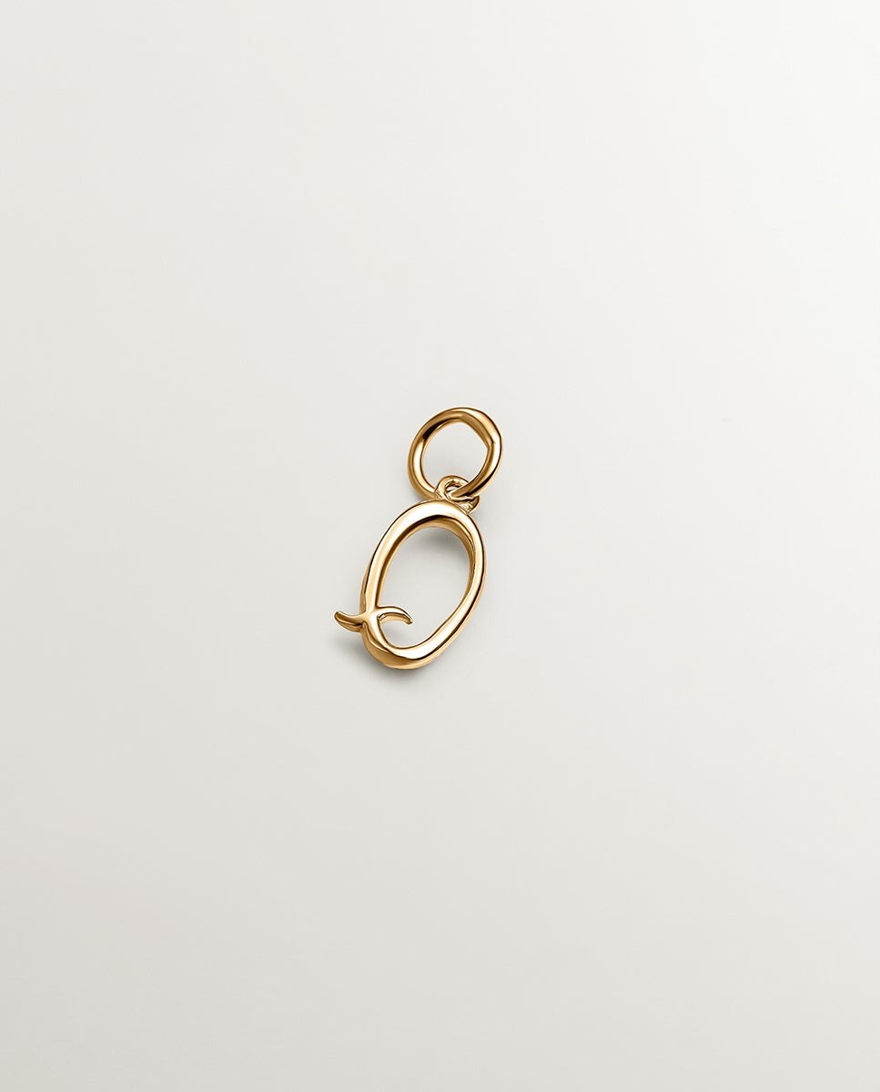 Charm de Prata 925 Banhada em Ouro Amarelo de 18k com Inicial Q Ouro-2
