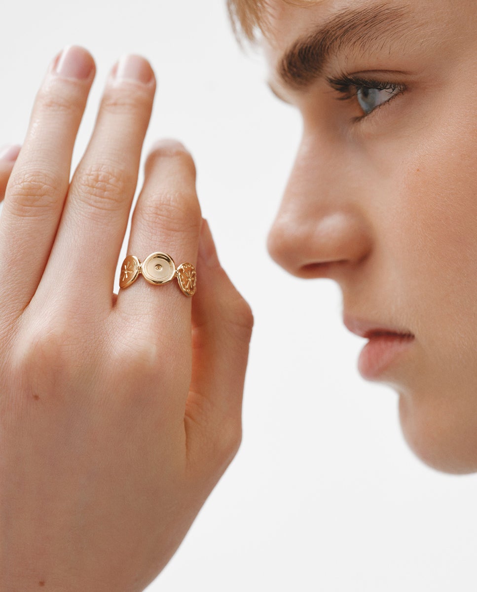 Anel de Prata 925 Banhada em Ouro Amarelo de 18k com Motivos Étnicos Ouro-2