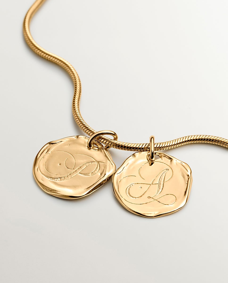 Charm Artesanal de Prata 925 Banhada em Ouro Amarelo de 18k com Inicial P Ouro-5