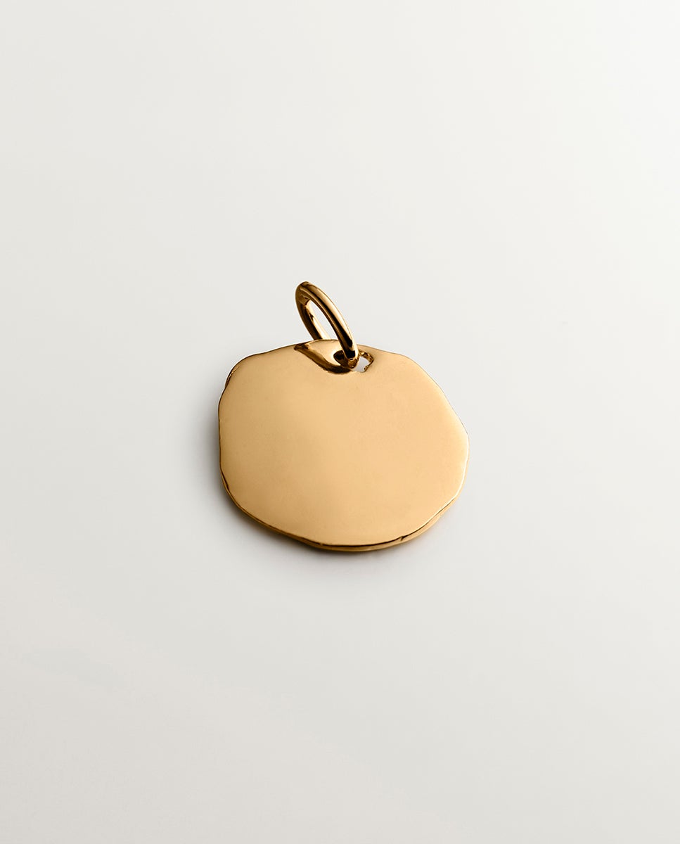 Charm Artesanal de Prata 925 Banhada em Ouro Amarelo de 18k com Inicial D Ouro-3