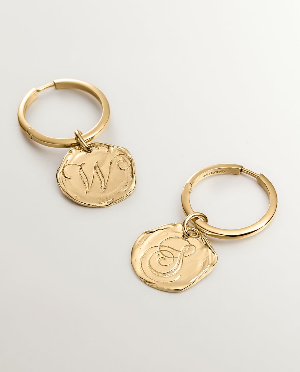 Charm Artesanal de Prata 925 Banhada em Ouro Amarelo de 18k com Inicial S Ouro-2