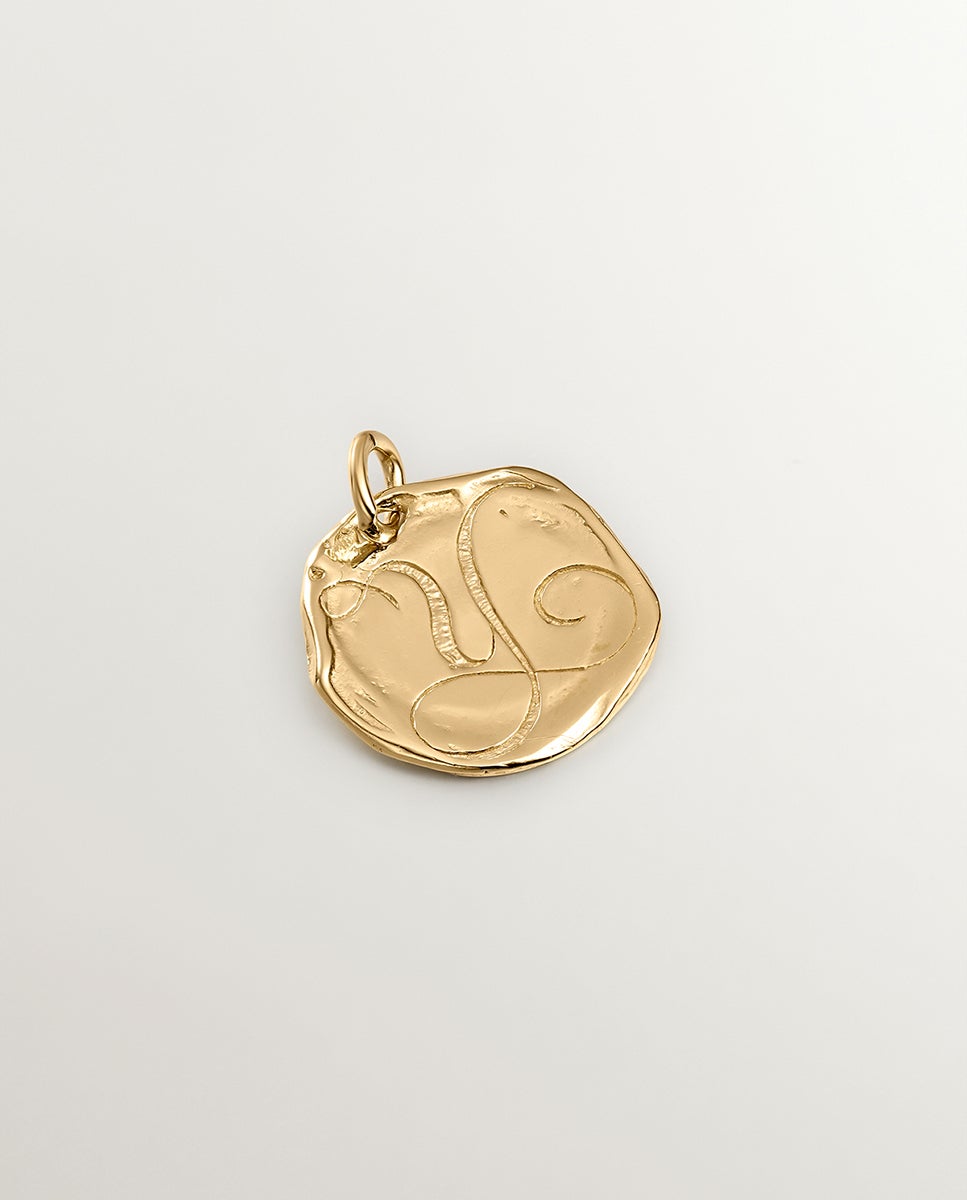Charm Artesanal de Prata 925 Banhada em Ouro Amarelo de 18k com Inicial Y Ouro-1
