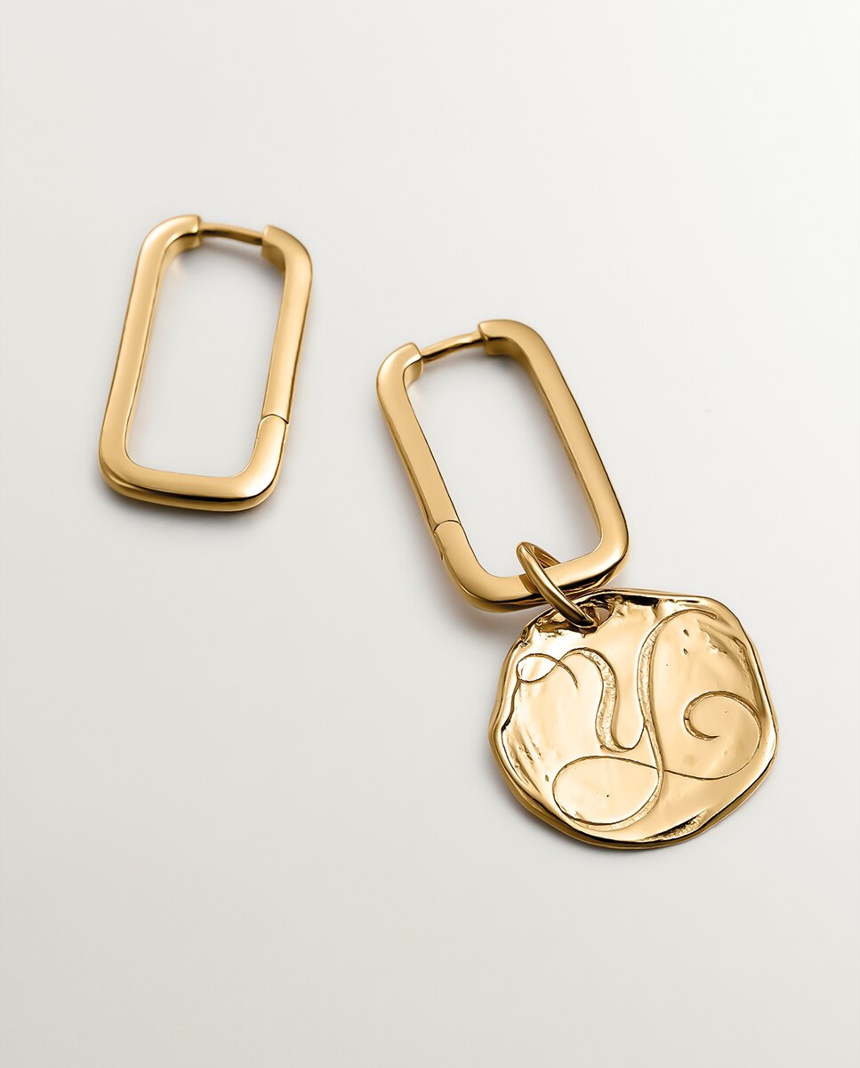 Charm Artesanal de Prata 925 Banhada em Ouro Amarelo de 18k com Inicial Y Ouro-3