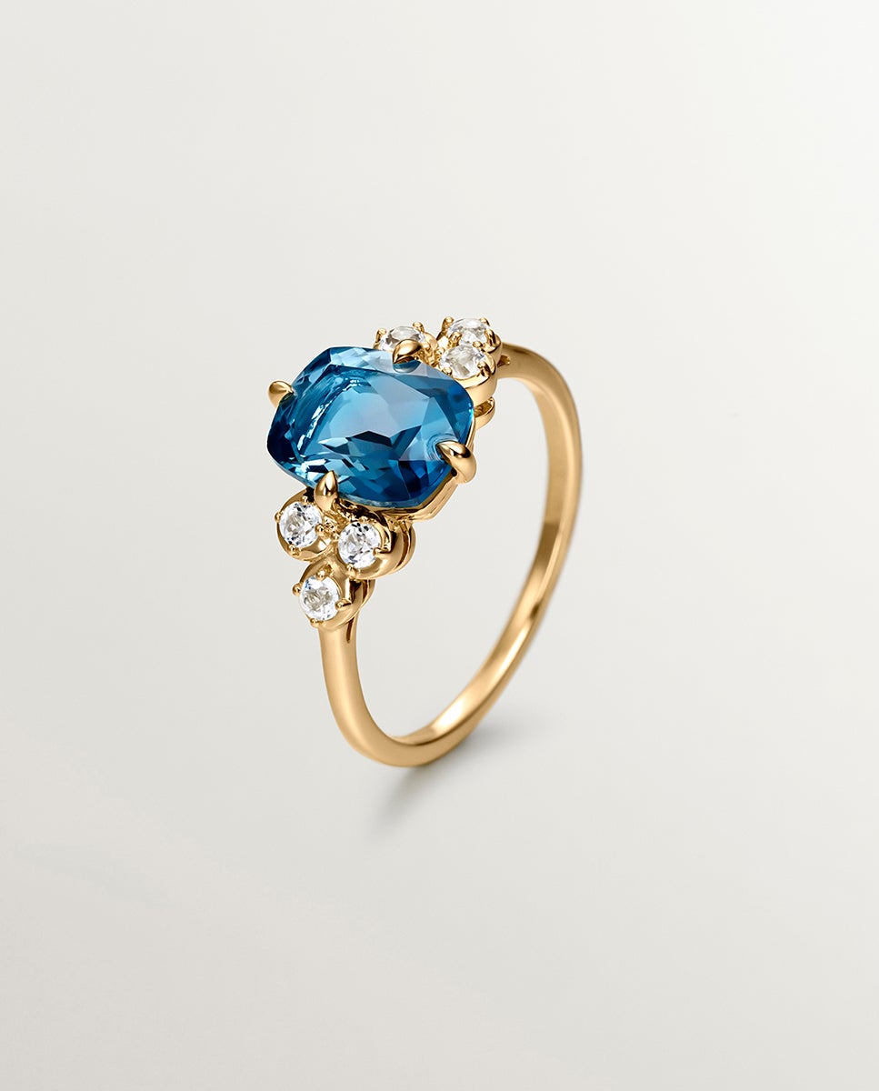 Imagem 0 de Anel de Prata 925 Banhada em Ouro Amarelo de 18k com Topázios Brancos e Azul London