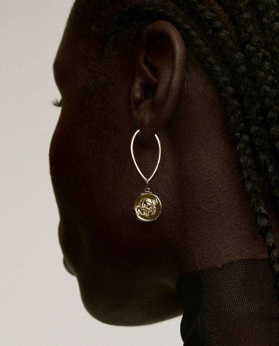 Charm Tauro de Prata 925 Banhada em Ouro Amarelo de 18k Ouro-2