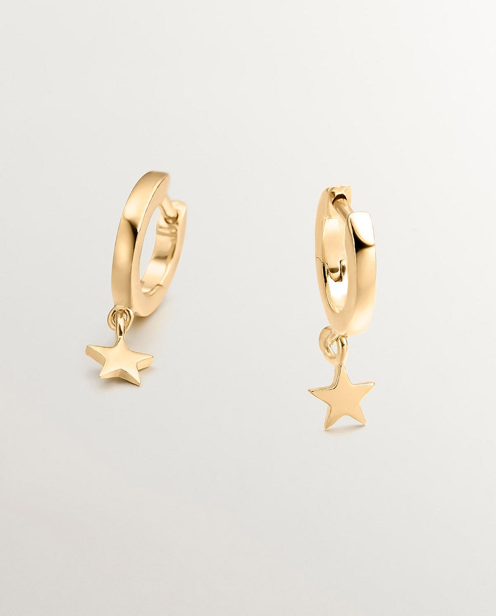 Brincos de Aro Pequenos em Prata 925 Banhada em Ouro Amarelo de 18k com Estrela Ouro-1